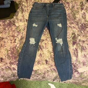 Hollister Super Skinny Jeans